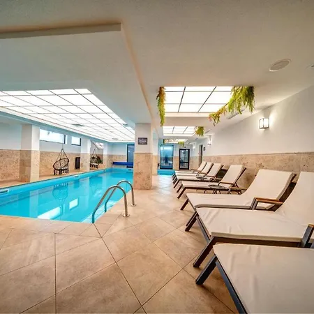 елеанора, смолянски езера Eleanora Lakes Apartment *