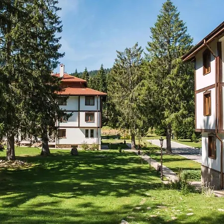 елеанора, смолянски езера Eleanora Lakes Lägenhet *
