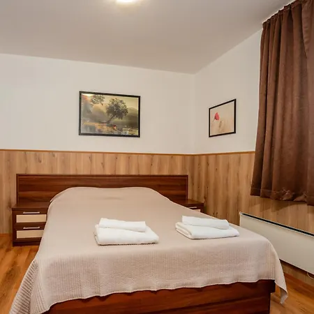 елеанора, смолянски езера Eleanora Lakes *