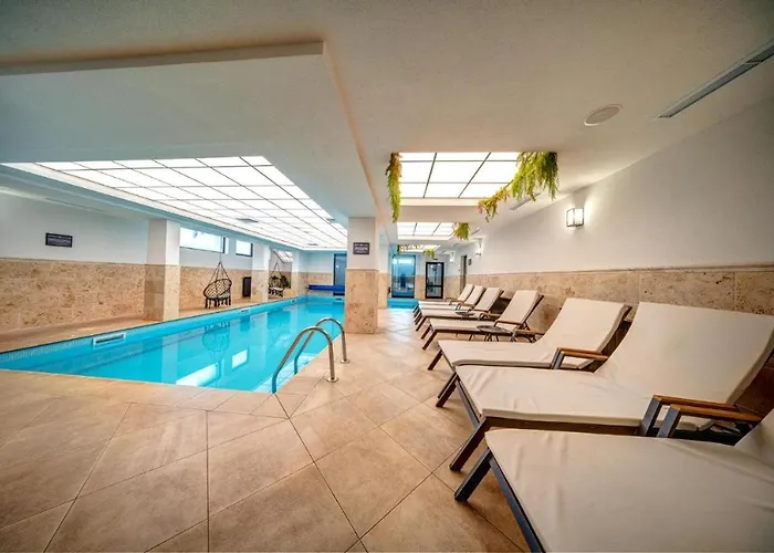 елеанора, смолянски езера Eleanora Lakes 公寓 *